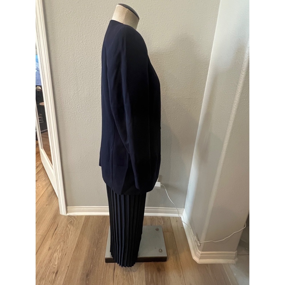 Atrium Collection Womens Size 10 Navy Blue 2 Piece Blazer Pleated Skirt Suit USA - Picture 2 of 4